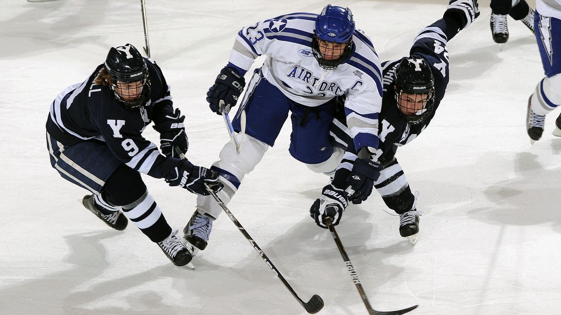 赛前速览：英超首回合上海申花对阵北京国安，三大看点值得期待